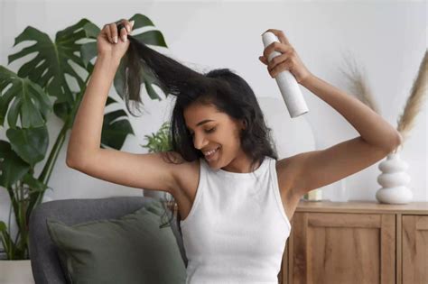 7 Rekomendasi Hair Spray yang Bagus untuk Menjaga Tatanan .